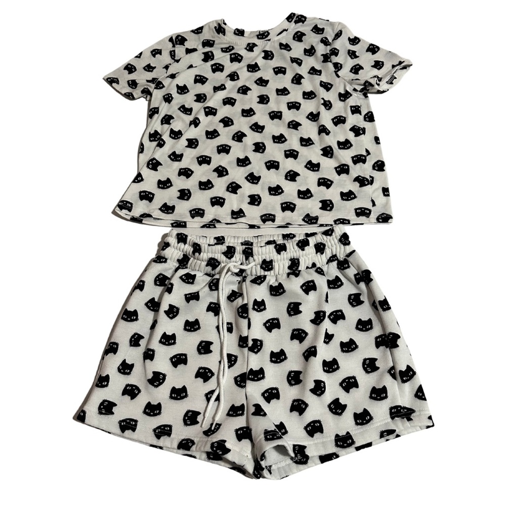 Juniors Cat Print Pajamas - T-shirt with Shorts